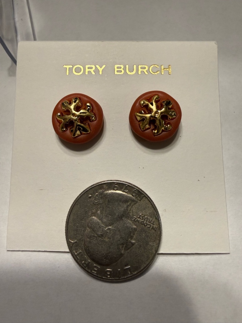 NEW Tory Burch Roxanne Gold plated Button stud resin base earrings - Picture 2 of 5